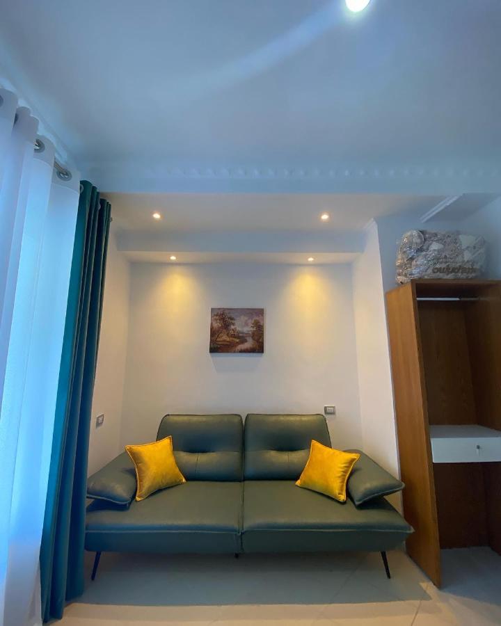 Hotel Kristal Borsh Exterior photo