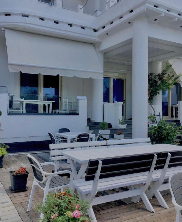 Hotel Kristal Borsh Exterior photo