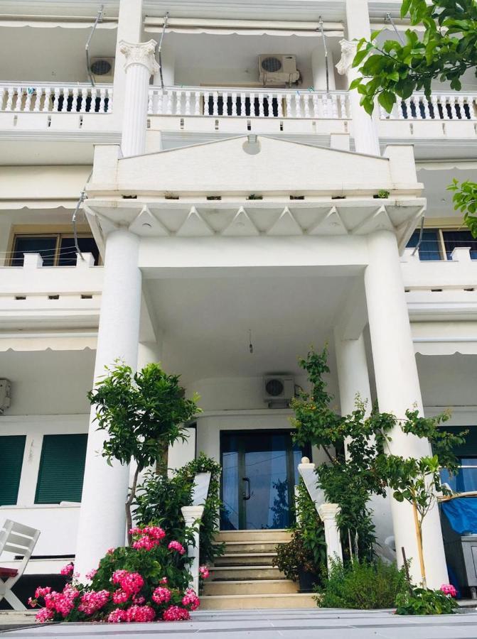 Hotel Kristal Borsh Exterior photo
